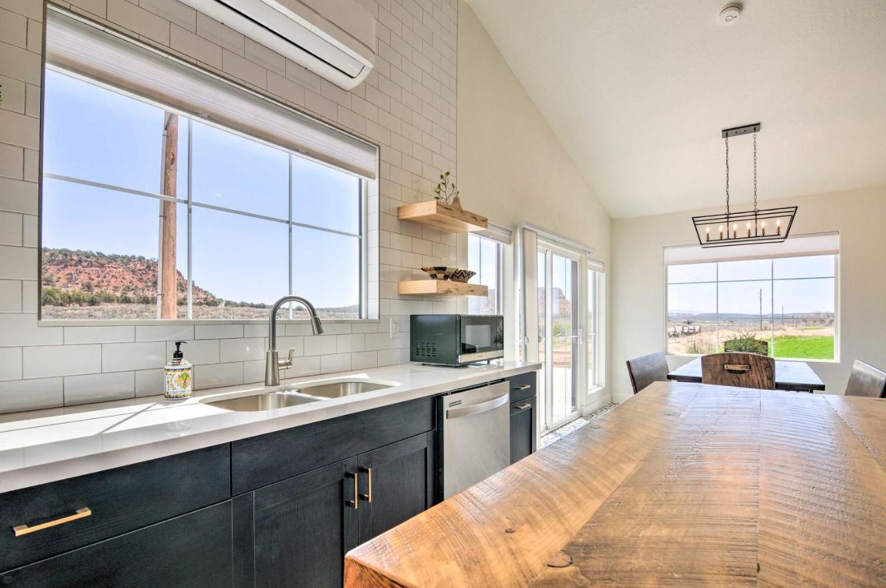Modern Ranch House With Fire Pit And Valley Views คาแนบ ภายนอก รูปภาพ