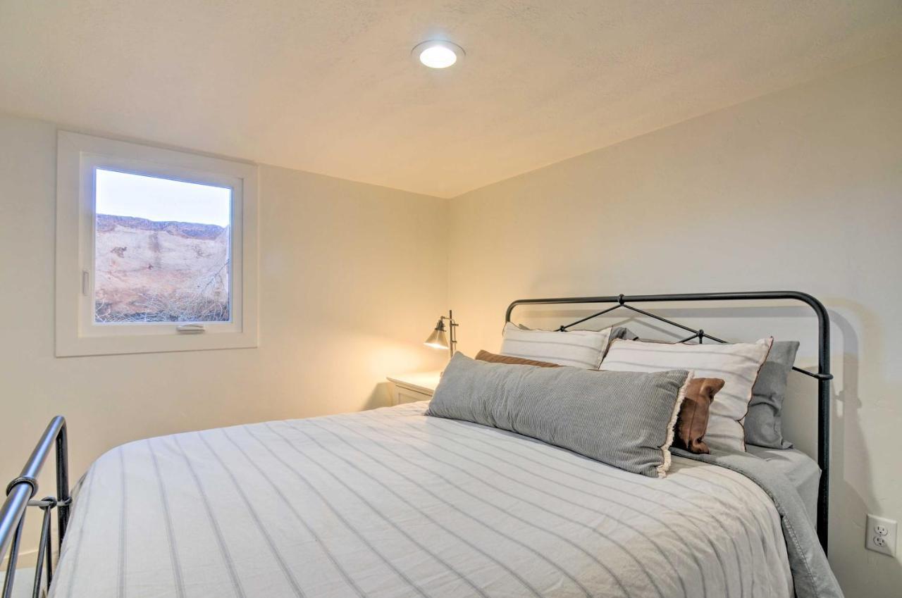 Modern Ranch House With Fire Pit And Valley Views คาแนบ ภายนอก รูปภาพ