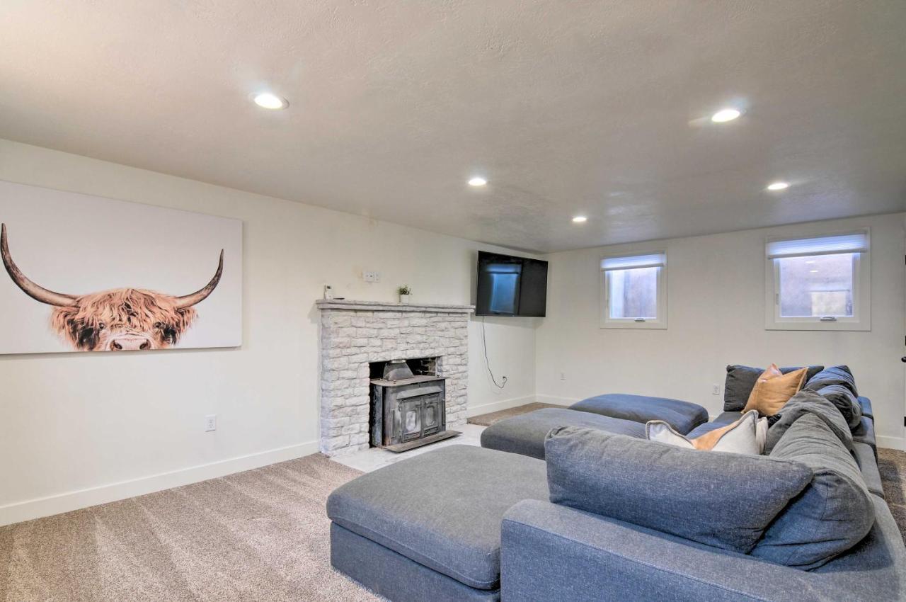 Modern Ranch House With Fire Pit And Valley Views คาแนบ ภายนอก รูปภาพ